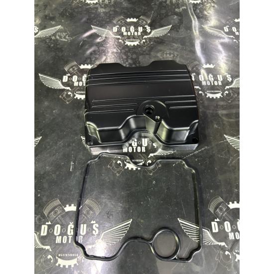 ÜST TAS KÜLBÜRATÖR KAPAK 4 KÖŞE SİYAH 